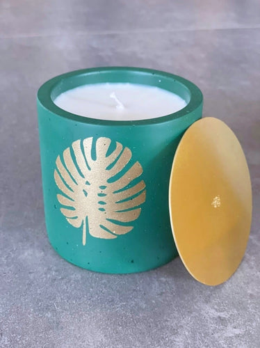 Green Colored Concrete and Brass Soy Wax Scented Candle by Il Était Une Fois