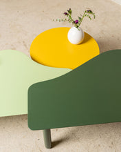 Sunrise Hills Table Set by Sunrae