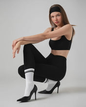Sculpt V-Waist Contouring Leggings by Vert