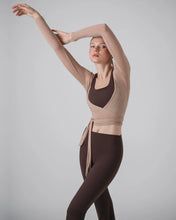 Ease Wrap Cover Top by Vert
