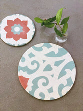 Medium Platter by Blattchaya